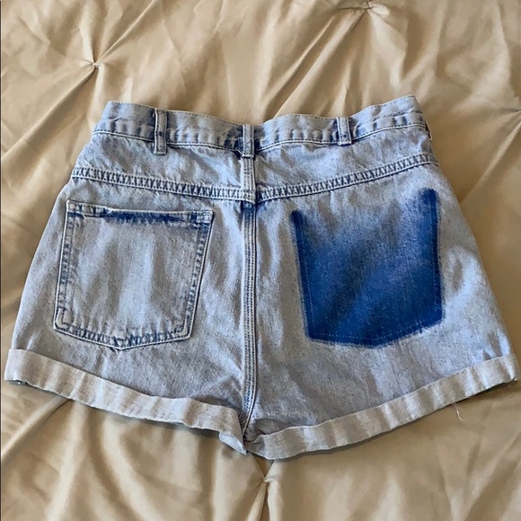 TOPSHOP Moto ROSA High-Waisted Shorts - Picture 2 of 2